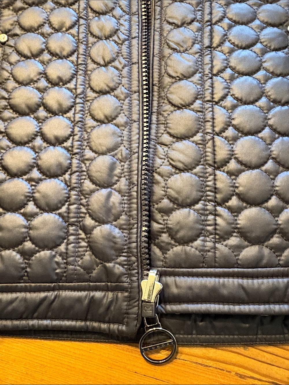 Laundry By Shelli Segal Quilted Hooded Puffer Jacket in Dark Navy - Picture 4 of 8